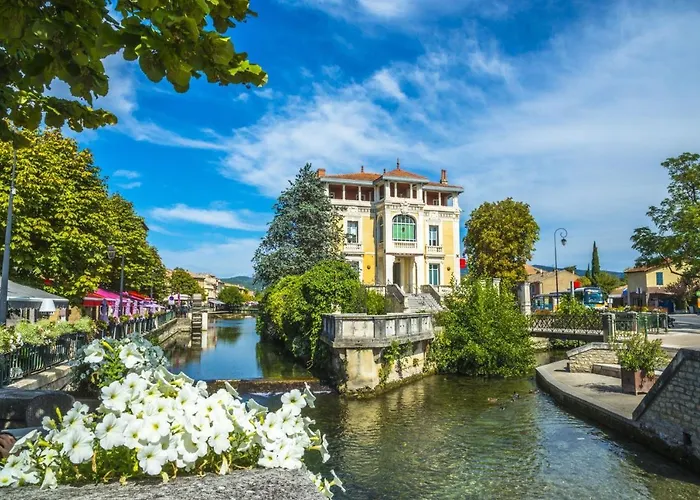 Le Petit Studio - 15 M2 - Centre Ville - Sorgue A 50 M